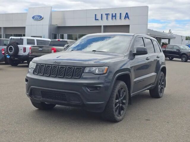 2017 Jeep Grand Cherokee Laredo