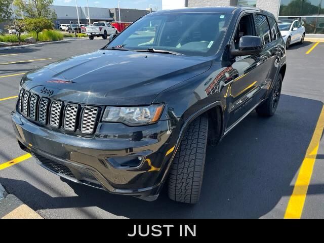2019 Jeep Grand Cherokee Laredo