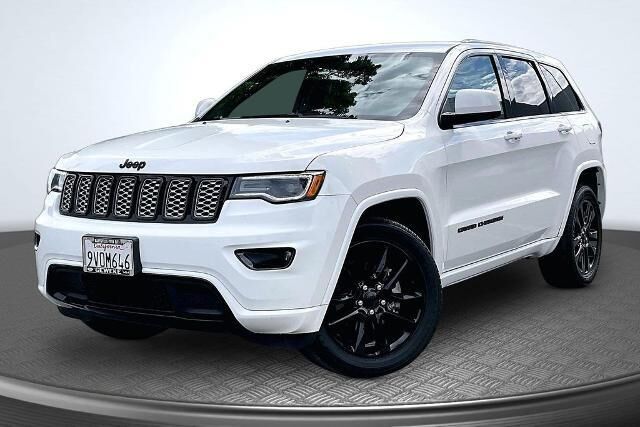 2020 Jeep Grand Cherokee Laredo