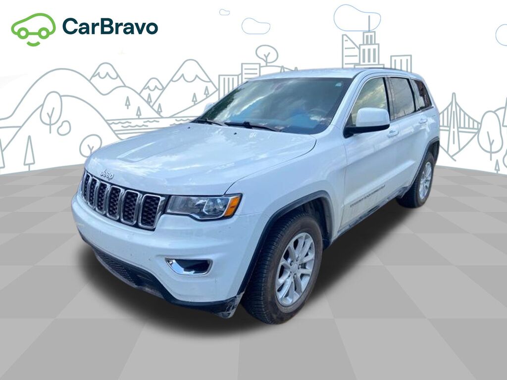 2022 Jeep Grand Cherokee WK Laredo E 4x4 — photo 1 of 3