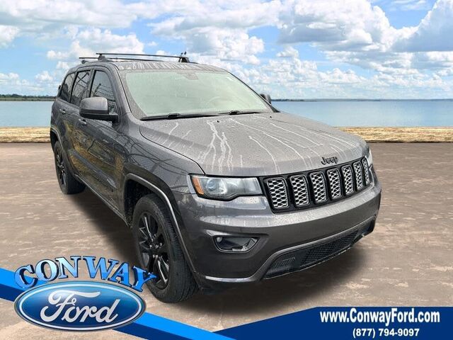 2017 Jeep Grand Cherokee Laredo