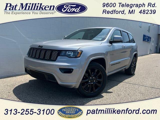 2020 Jeep Grand Cherokee Laredo
