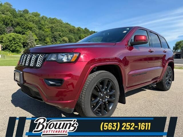 2020 Jeep Grand Cherokee Laredo