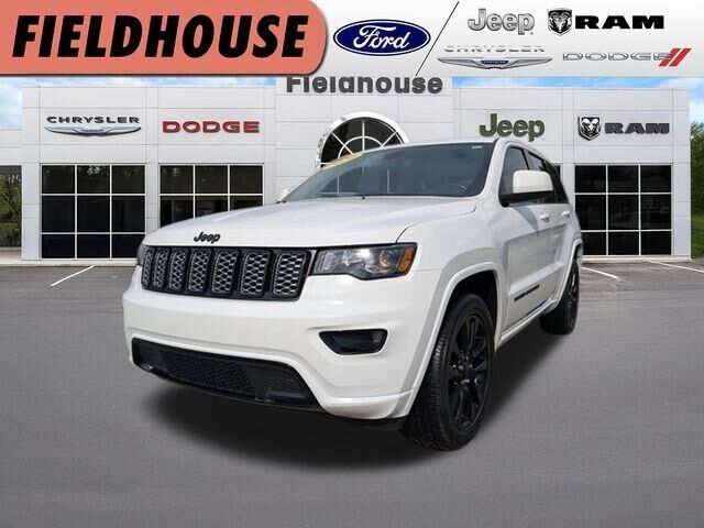 2020 Jeep Grand Cherokee Laredo