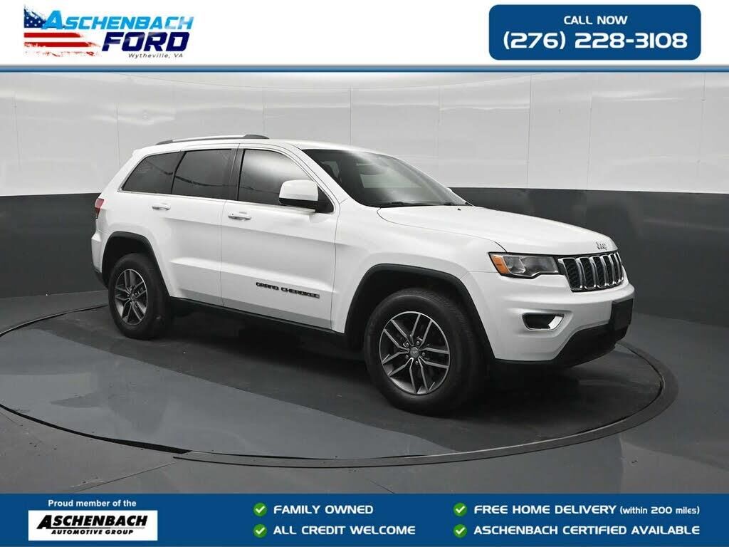 2018 Jeep Grand Cherokee Laredo — photo 1 of 1
