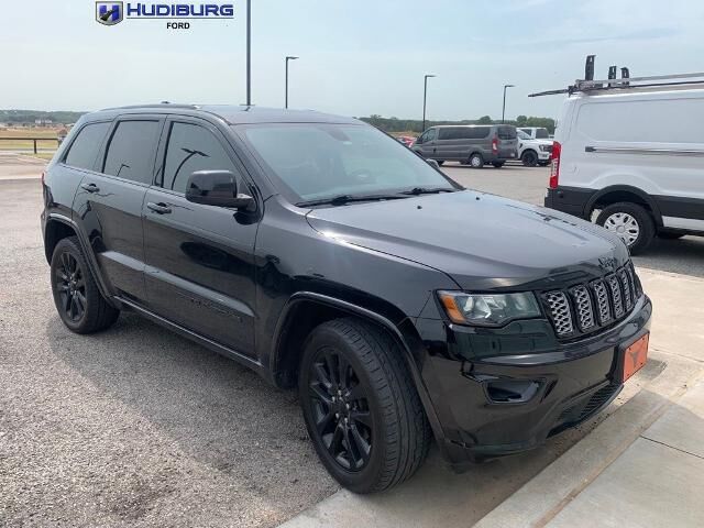 2019 Jeep Grand Cherokee Laredo