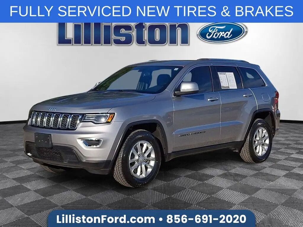 2021 Jeep Grand Cherokee Laredo E — photo 1 of 13