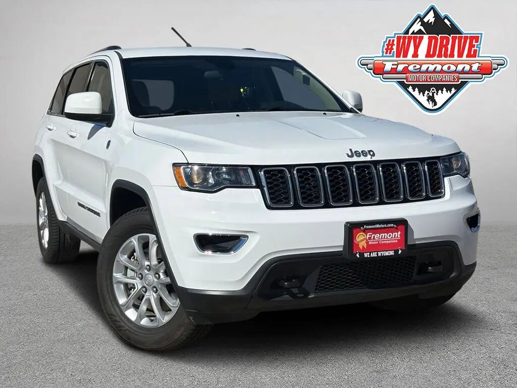 2021 Jeep Grand Cherokee Laredo E — photo 1 of 13