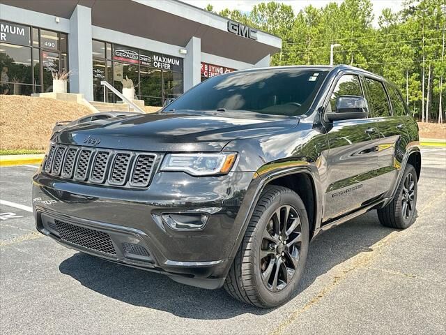 2020 Jeep Grand Cherokee Laredo
