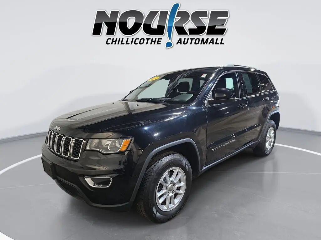 2019 Jeep Grand Cherokee Laredo — photo 1 of 13