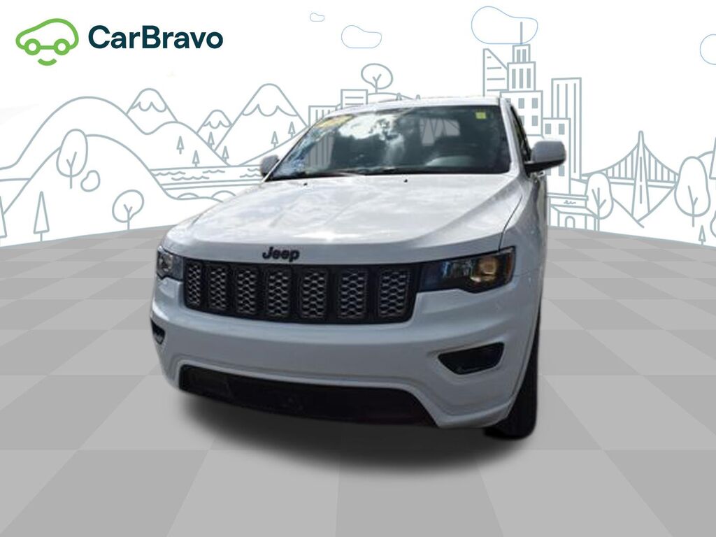 2020 Jeep Grand Cherokee Altitude 4x4 — photo 1 of 6