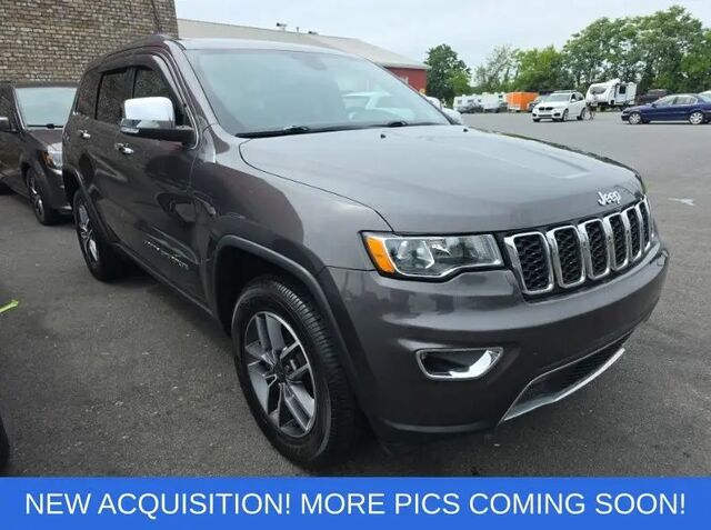 2020 Jeep Grand Cherokee Limited — photo 1 of 6