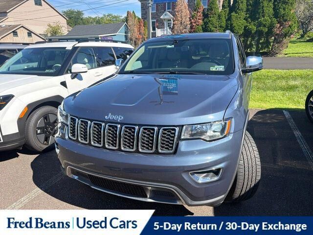 2021 Jeep Grand Cherokee Limited — photo 1 of 13