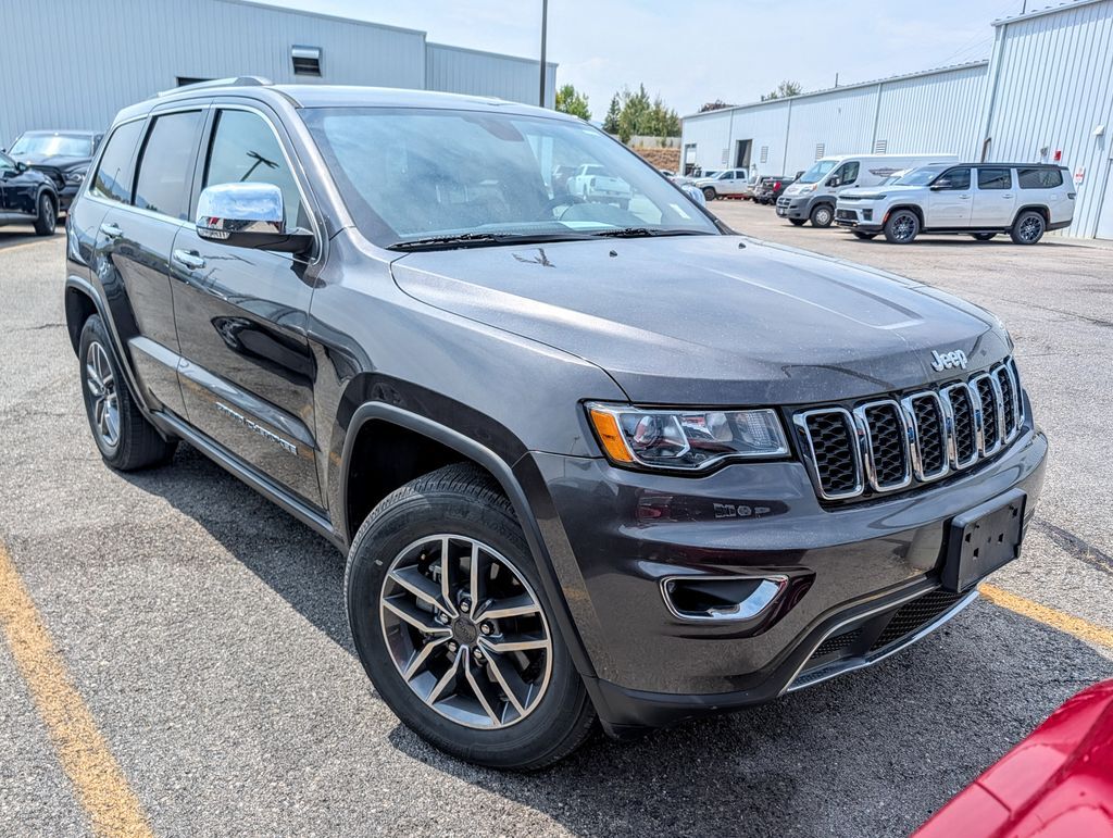 2020 Jeep Grand Cherokee Limited — photo 1 of 7