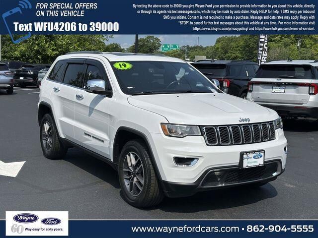 2019 Jeep Grand Cherokee Limited — photo 1 of 1