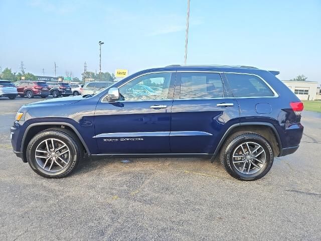 2018 Jeep Grand Cherokee Limited — photo 1 of 13
