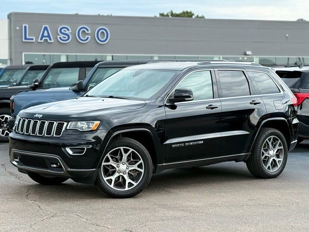 2018 Jeep Grand Cherokee Limited — photo 1 of 1