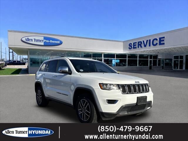 2022 Jeep Grand Cherokee WK Limited — photo 1 of 13
