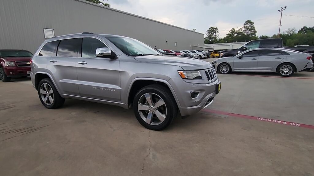 2015 Jeep Grand Cherokee Overland — photo 1 of 7