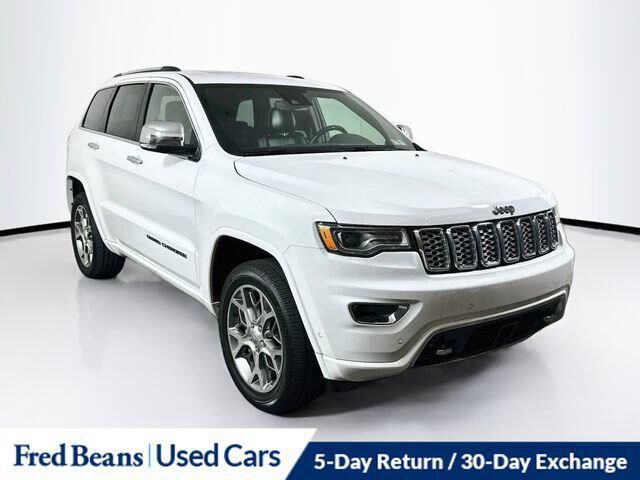 2019 Jeep Grand Cherokee Overland — photo 1 of 1