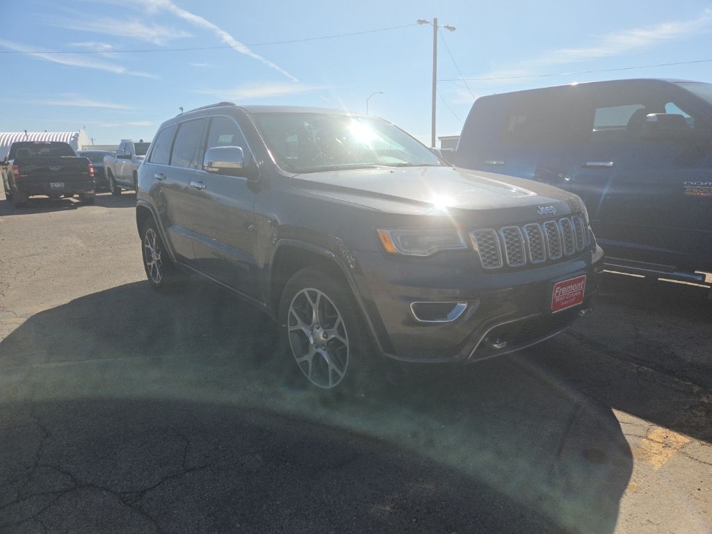 2019 Jeep Grand Cherokee Overland — photo 1 of 6