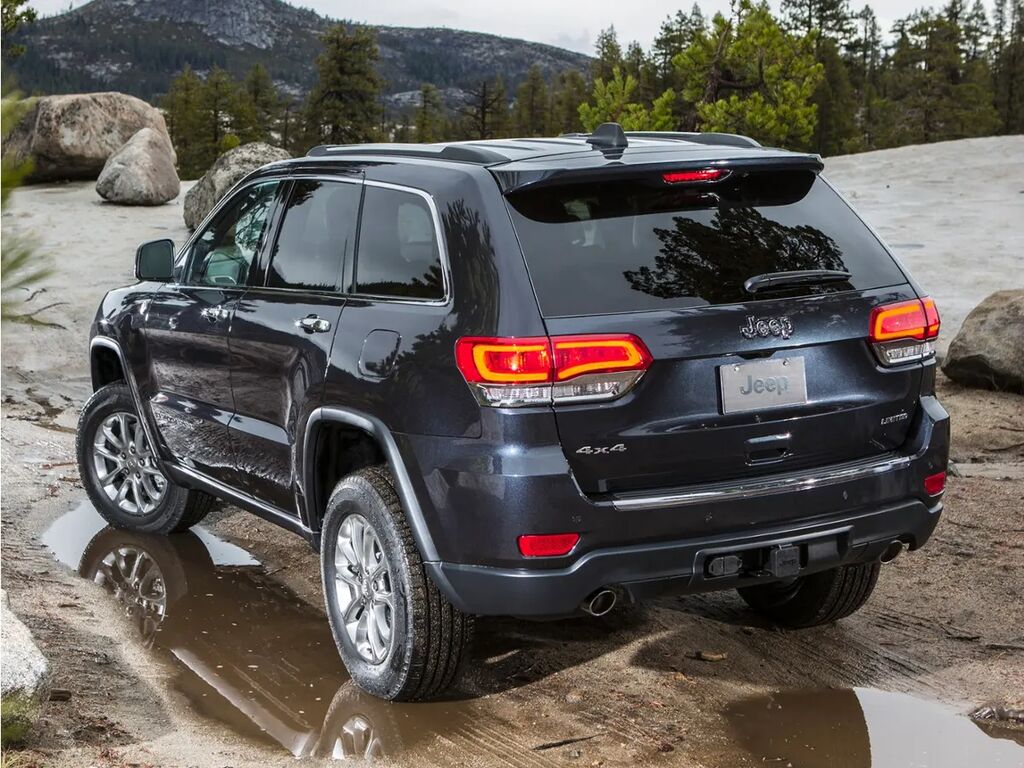 2015 Jeep Grand Cherokee Overland — photo 1 of 1