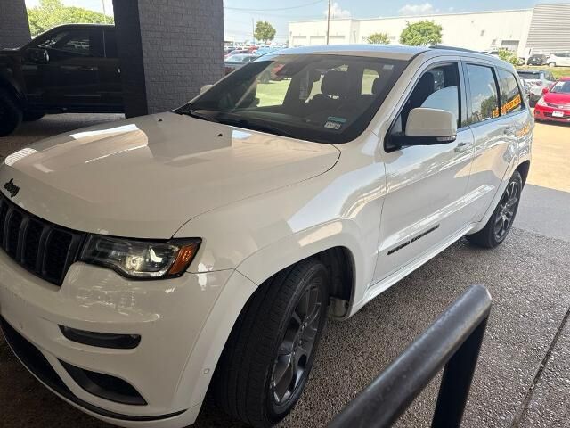 2020 Jeep Grand Cherokee Overland