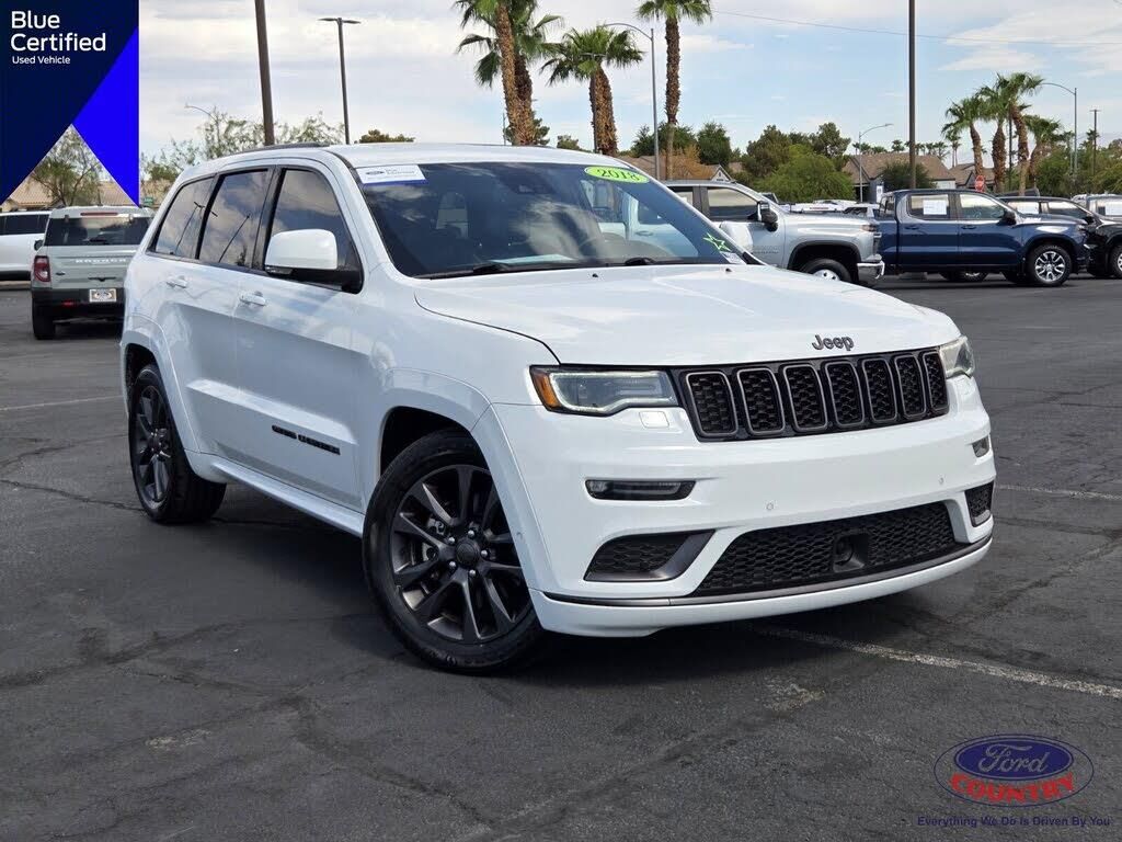2018 Jeep Grand Cherokee Overland — photo 1 of 1