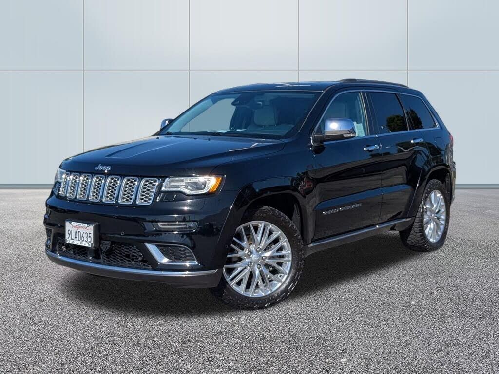 2017 Jeep Grand Cherokee Summit — photo 1 of 1