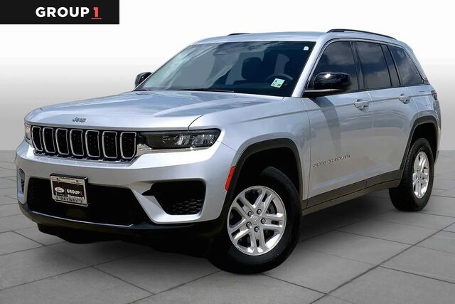 2023 Jeep Grand Cherokee Laredo