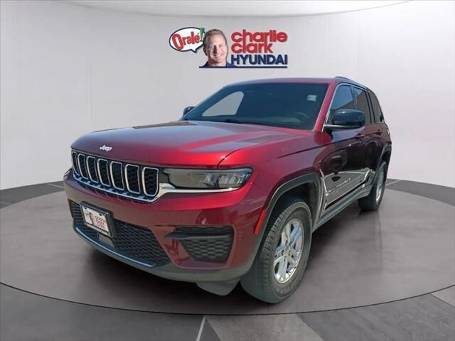 2024 Jeep Grand Cherokee Laredo