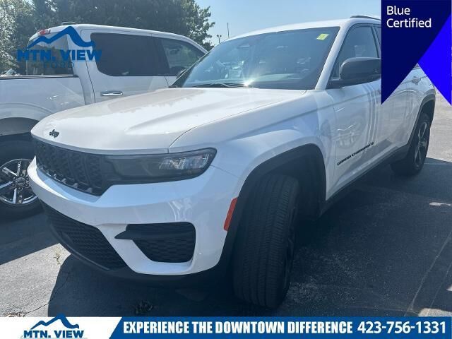 2024 Jeep Grand Cherokee Laredo