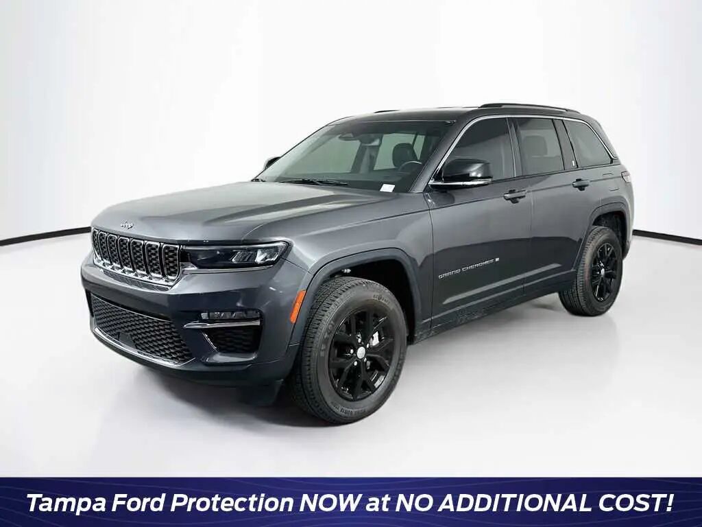2022 Jeep Grand Cherokee Limited — photo 1 of 13