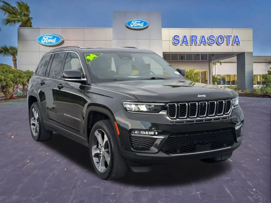 2024 Jeep Grand Cherokee Limited — photo 1 of 13