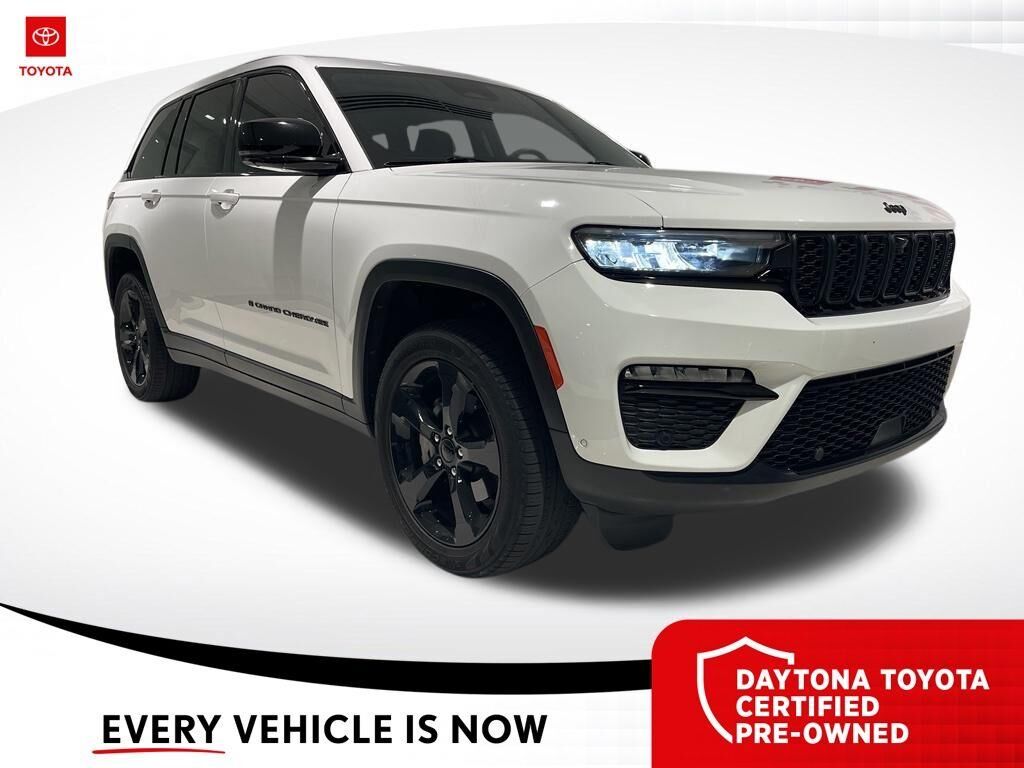 2023 Jeep Grand Cherokee Limited — photo 1 of 13