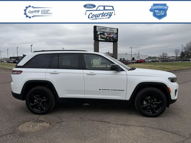 2023 Jeep Grand Cherokee Laredo