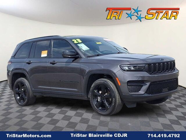 2023 Jeep Grand Cherokee Laredo