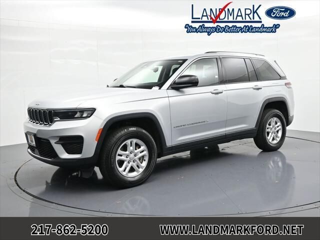 2023 Jeep Grand Cherokee Laredo