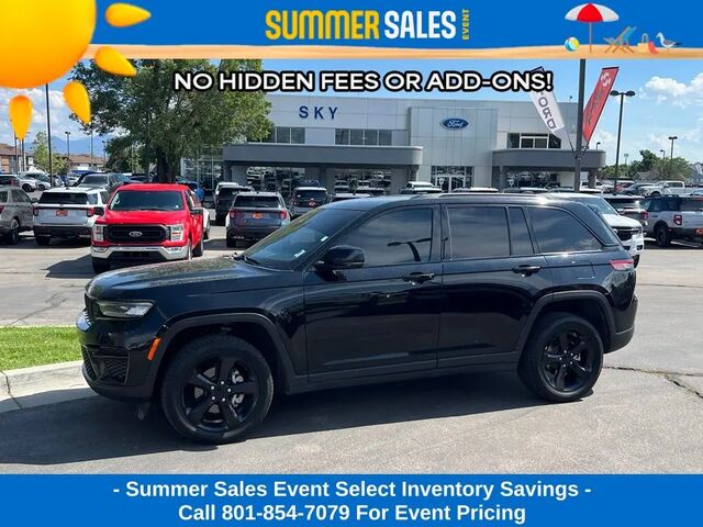 2023 Jeep Grand Cherokee Laredo
