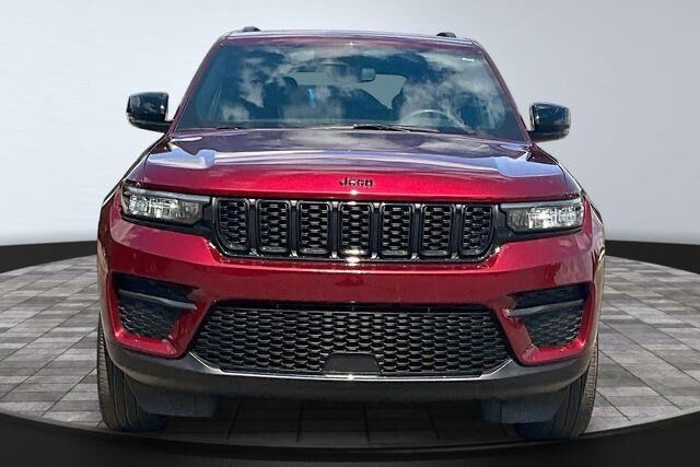 2024 Jeep Grand Cherokee Laredo