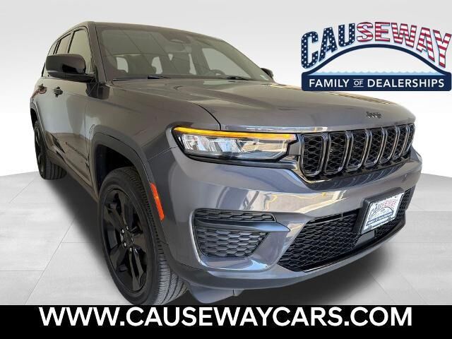 2024 Jeep Grand Cherokee Laredo