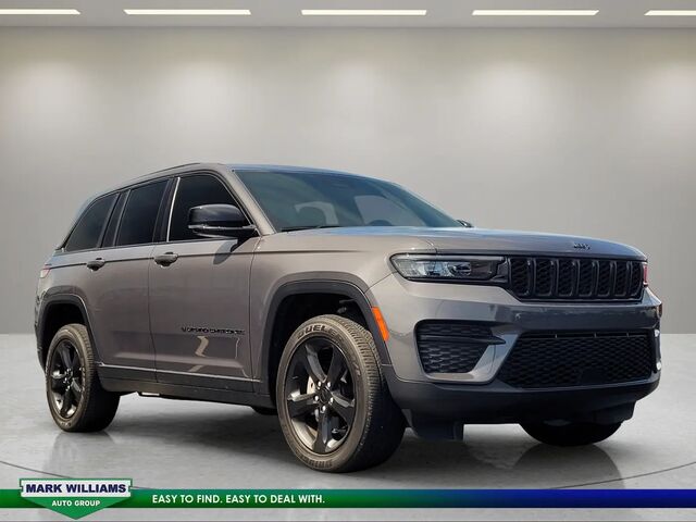 2023 Jeep Grand Cherokee Laredo