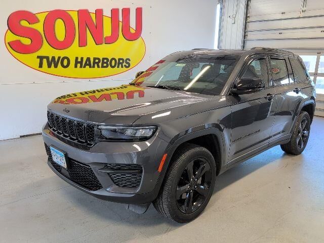 2023 Jeep Grand Cherokee Laredo
