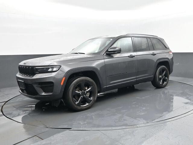2023 Jeep Grand Cherokee Laredo