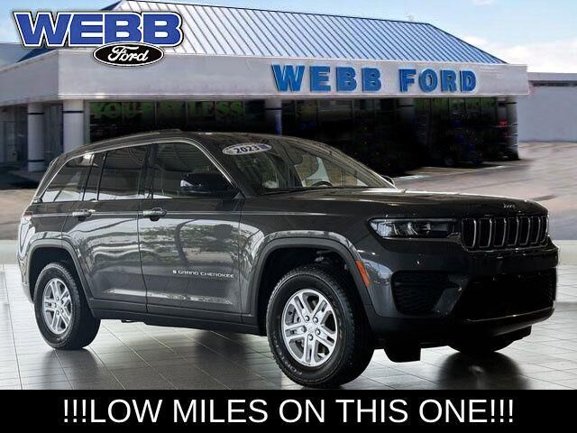 2023 Jeep Grand Cherokee Laredo