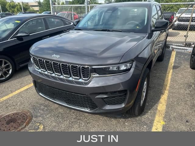2023 Jeep Grand Cherokee Laredo