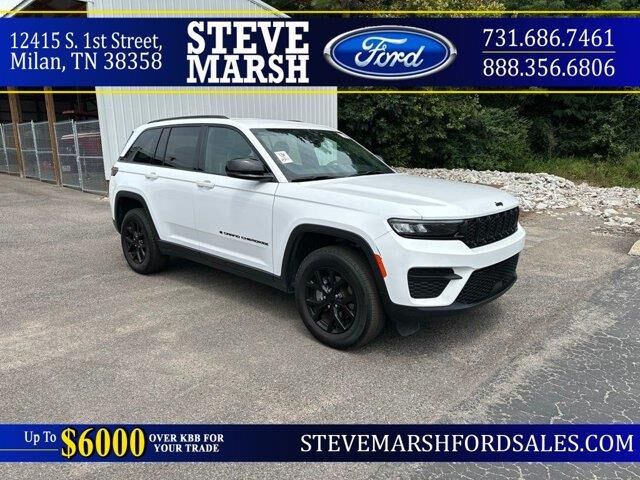 2025 Jeep Grand Cherokee Laredo