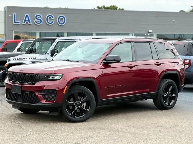 2023 Jeep Grand Cherokee Laredo