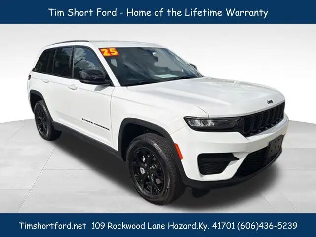 2025 Jeep Grand Cherokee Laredo