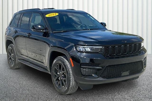 2024 Jeep Grand Cherokee Laredo